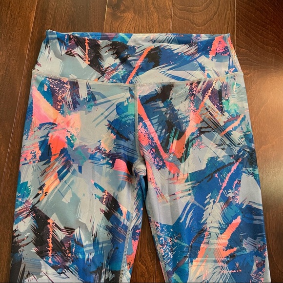 Fabletics High Waist Mist Ombré Powerhold Leggings - Picture 2 of 5